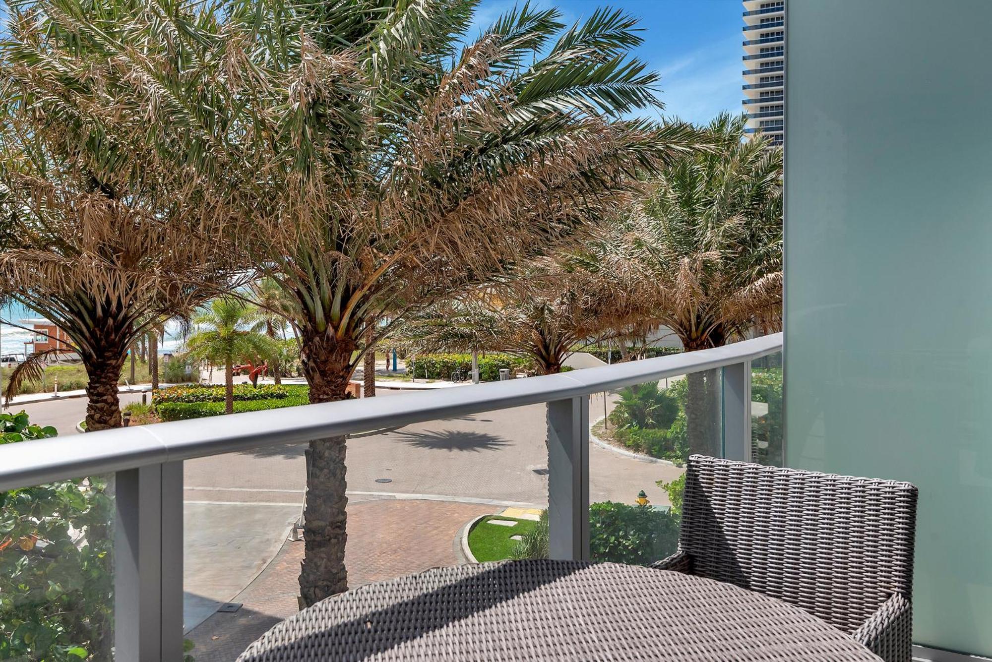 203-1Br/1Ba At The Beach Gem! Lux Amenities! Hollywood Esterno foto
