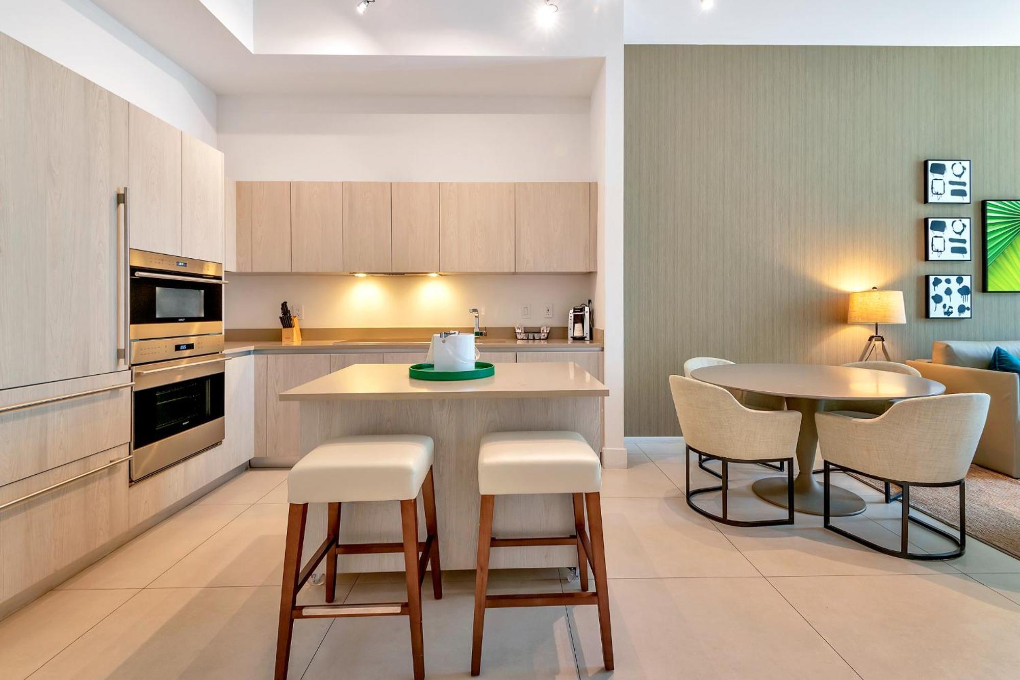 203-1Br/1Ba At The Beach Gem! Lux Amenities! Hollywood Esterno foto