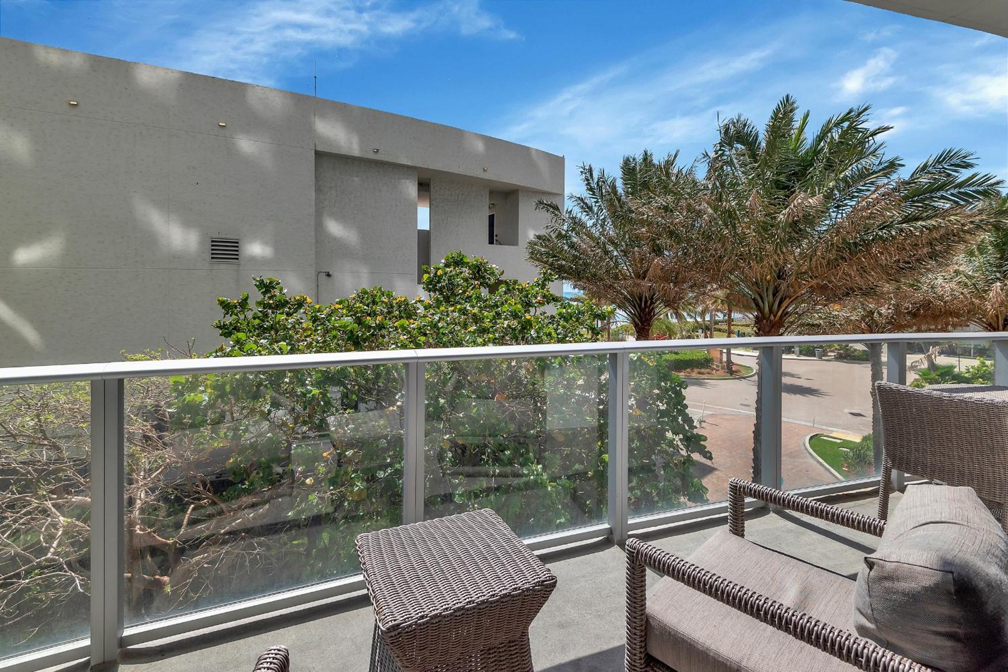 203-1Br/1Ba At The Beach Gem! Lux Amenities! Hollywood Esterno foto