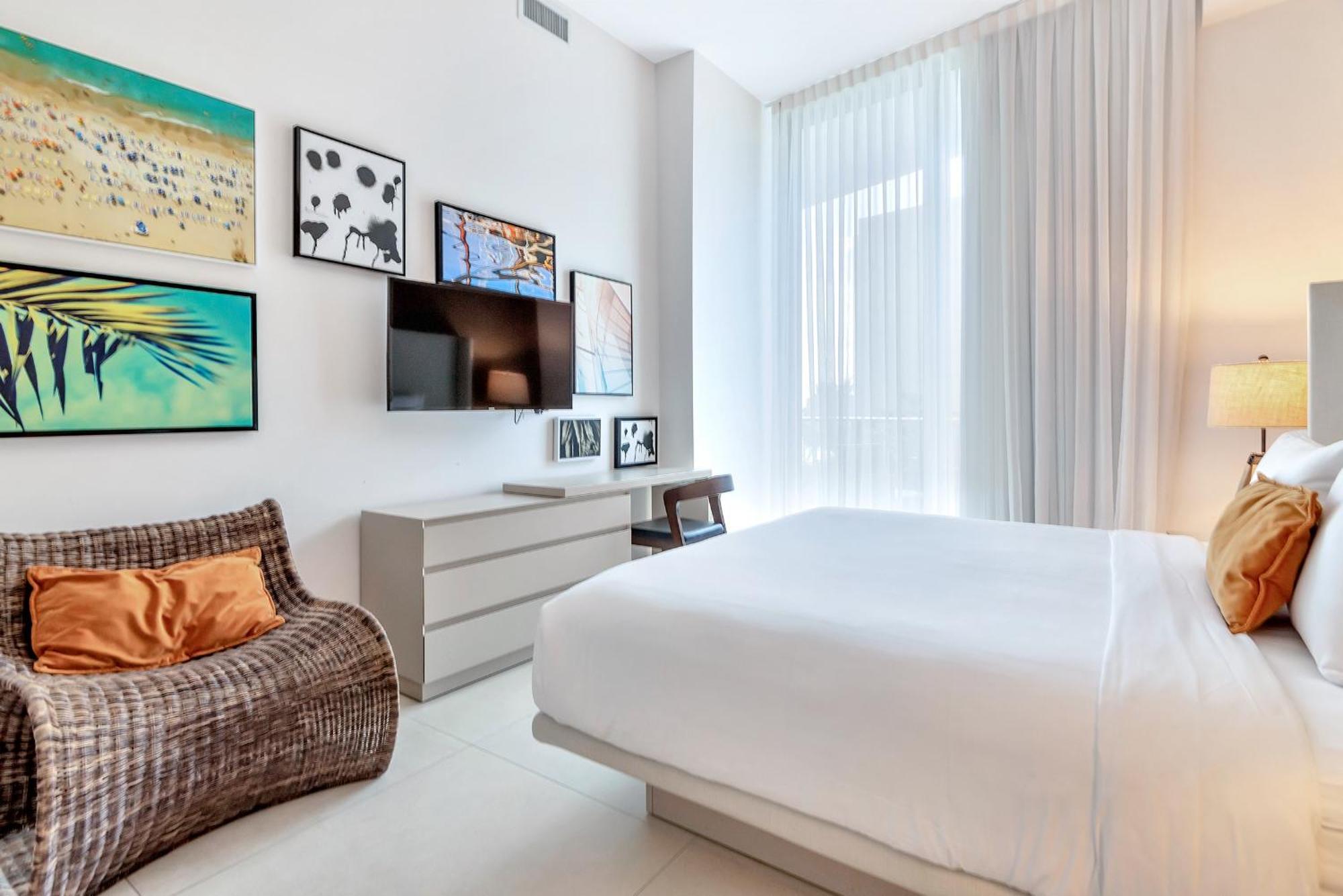 203-1Br/1Ba At The Beach Gem! Lux Amenities! Hollywood Esterno foto