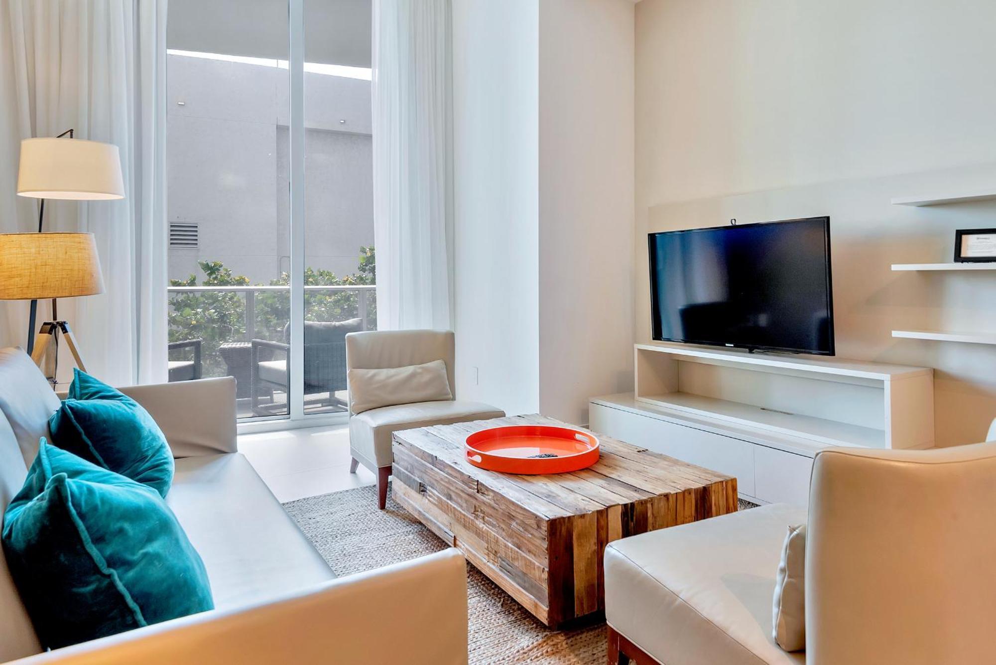 203-1Br/1Ba At The Beach Gem! Lux Amenities! Hollywood Esterno foto